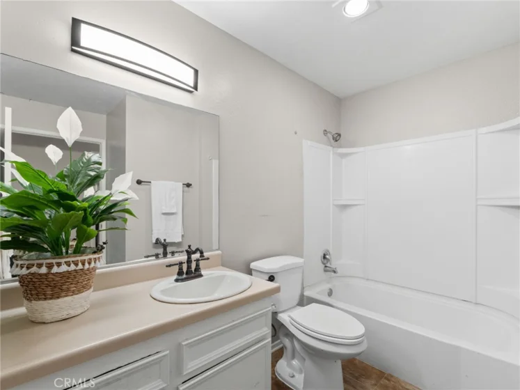 512 Sandalwood #1 photo 33