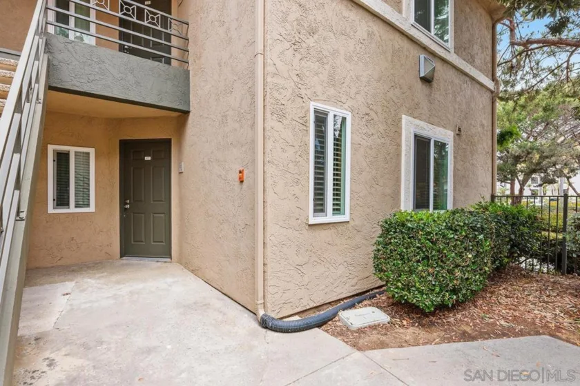 7565 Charmant Drive #417 photo 2