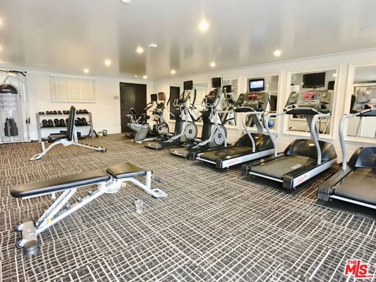 1645 Vine Street #711 photo 28