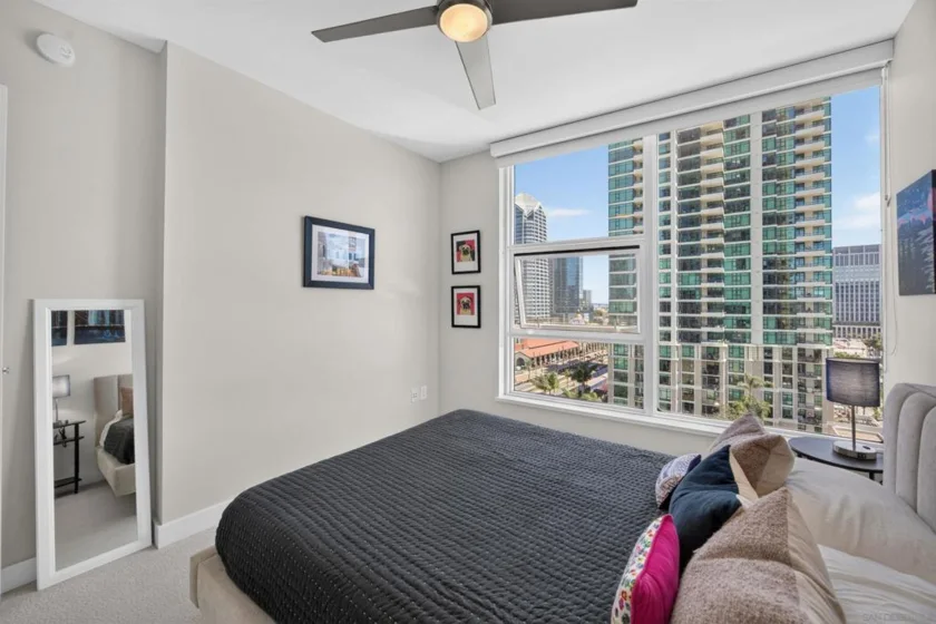 1325 Pacific #1102 photo 25