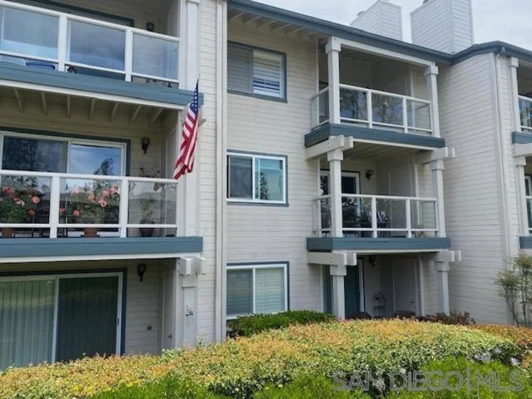1616 Circa Del Lago #C110 photo 33