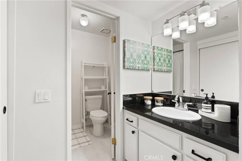 1050 Seco #102 photo 17