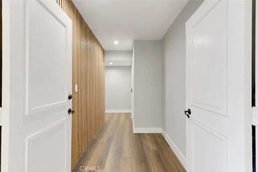 15344 Weddington Street #102 photo 8
