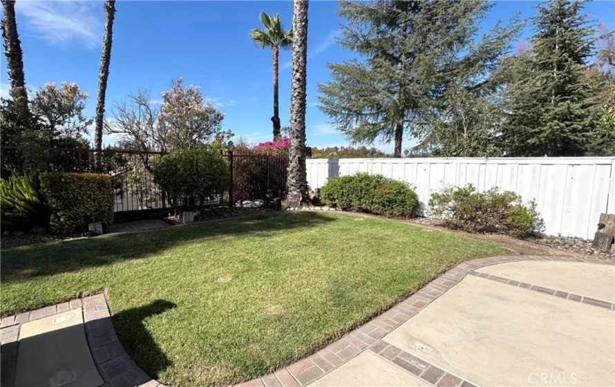 42079 Humber Drive photo 11