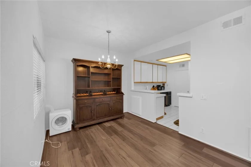 290 Villa Point Drive photo 9