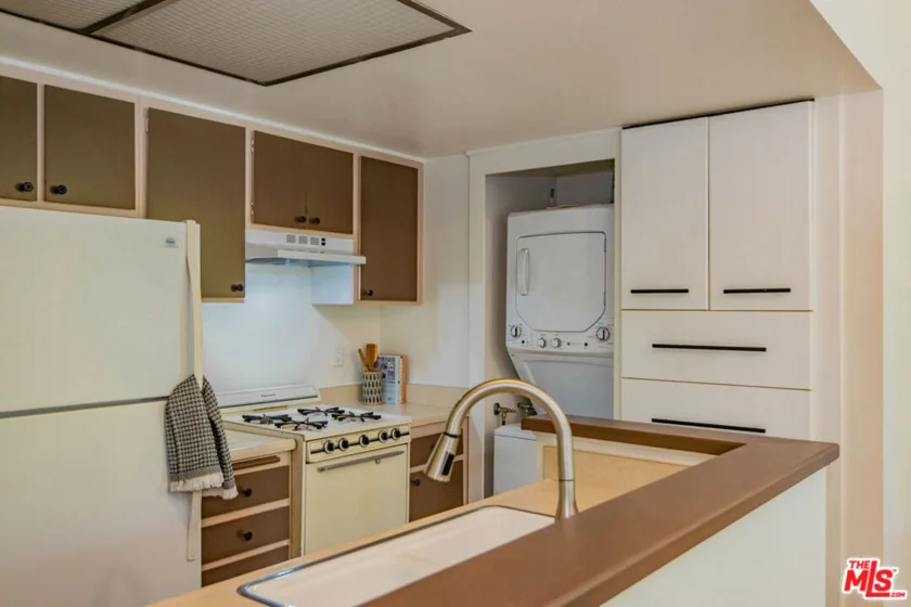 7025 Glade Avenue #24 photo 4