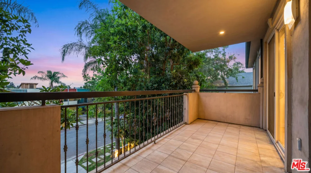 8121 Norton Avenue #201 photo 59