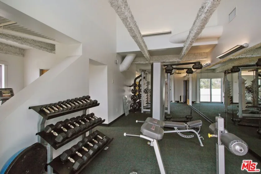 838 N Doheny Drive #1204 photo 26