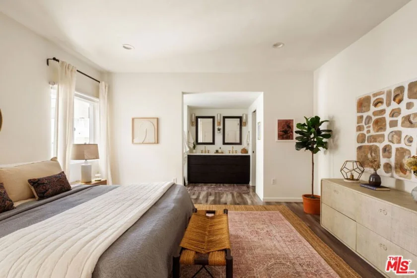 11820 Mayfield Avenue #105 photo 35