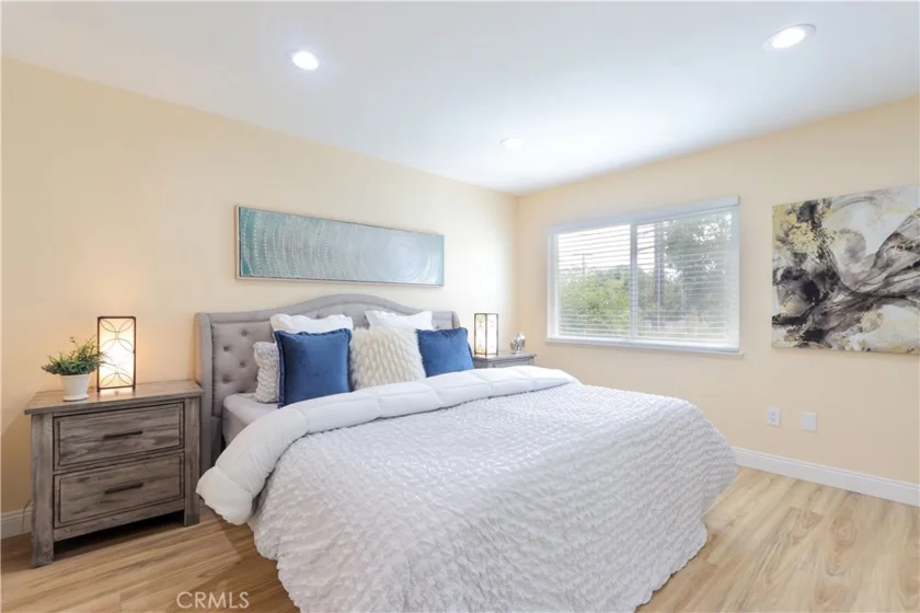 2713 W Northwood photo 17