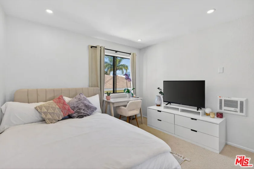 9313 National Boulevard #204 photo 20