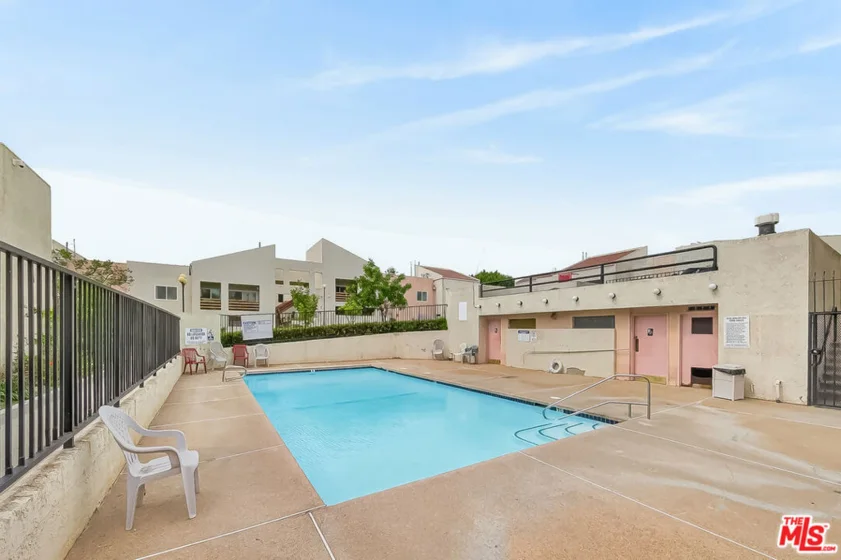 1118 Valencia Street #310 photo 27