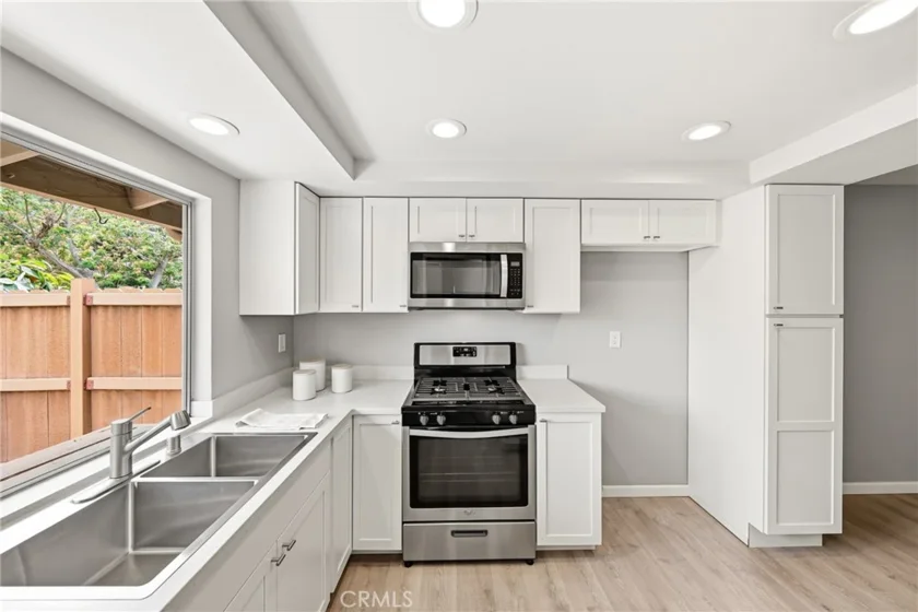 1569 Avenida Selva #201 photo 23