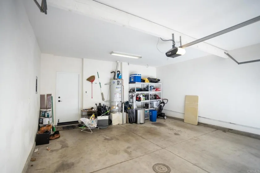 425 S Meadowbrook Drive #123 photo 32