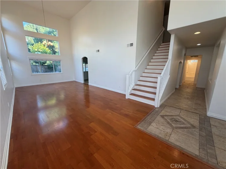 45402 Eagle Crest Lane photo 4