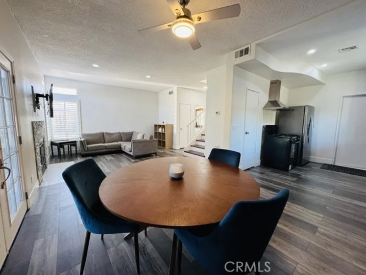 39779 Oak Cliff Drive photo 4