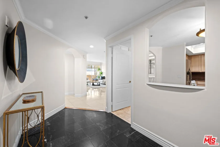 7218 Hillside Avenue #202 photo 2