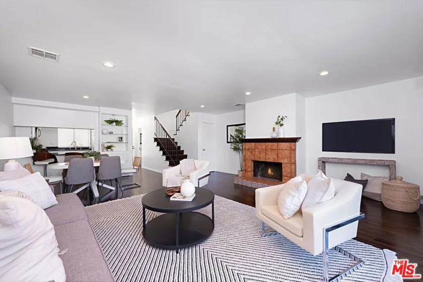 4365 Mclaughlin Avenue #12 photo 1