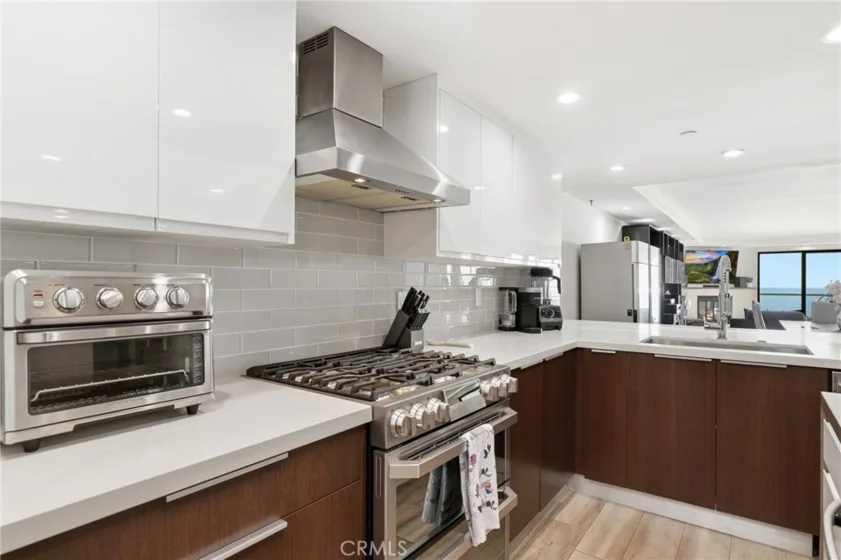 410 Corto Lane #E photo 7