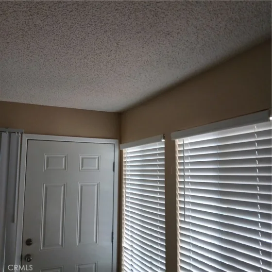 2433 West Acacia Avenue photo 12