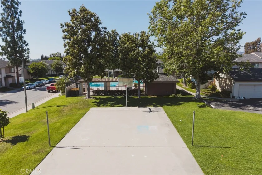 1419 Norwich Lane photo 43