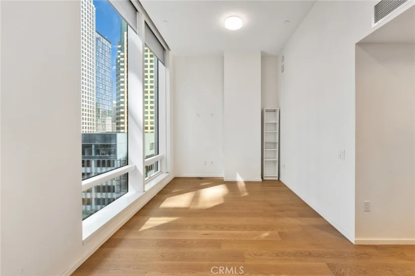 877 Francisco Street #805 photo 43