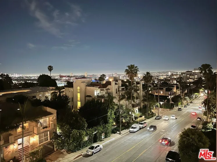 999 N Doheny Drive #408 photo 12