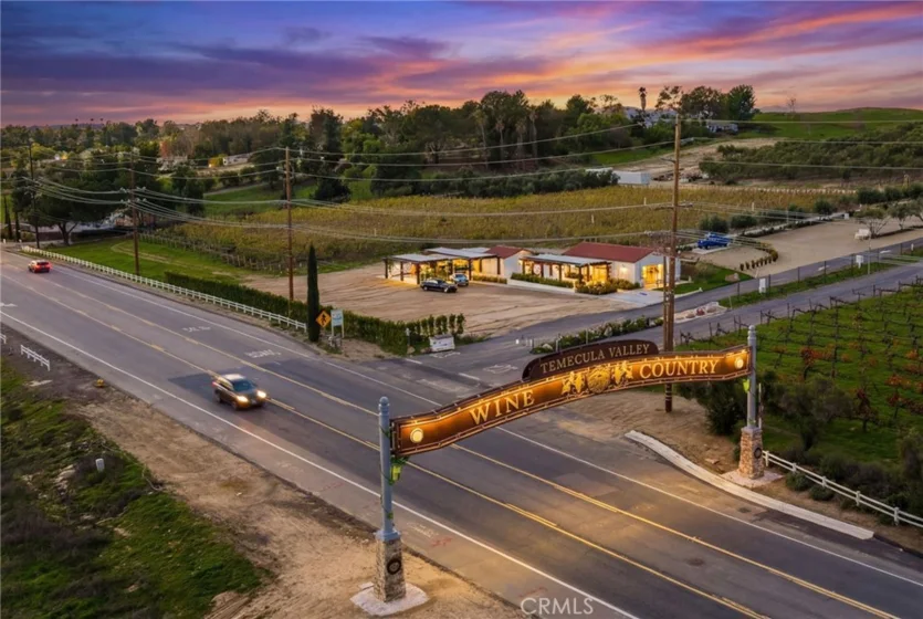 41309 Avenida Biona photo 2