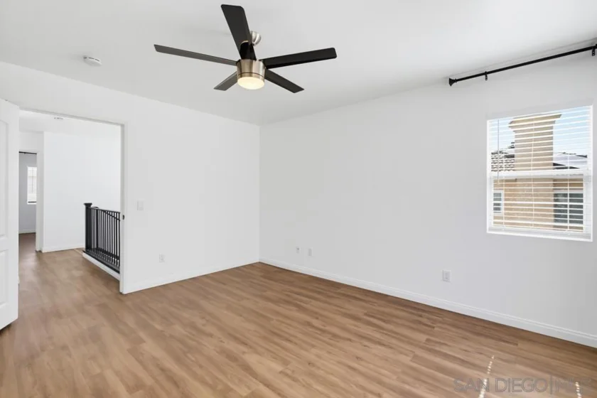 1228 La Vida Court photo 25