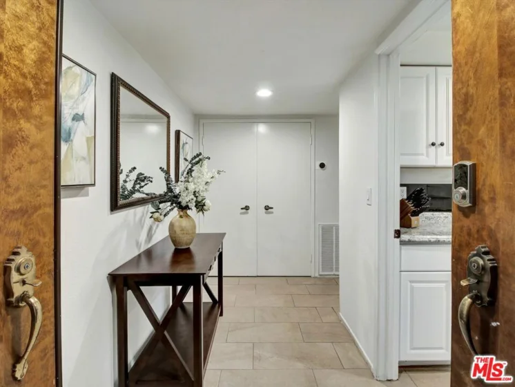 15325 Magnolia Boulevard #108 photo 2