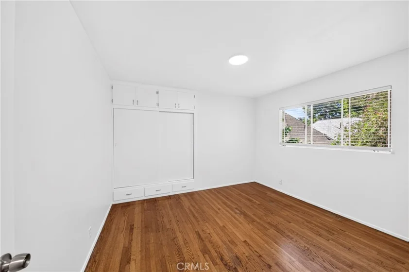 728 Cedar photo 18