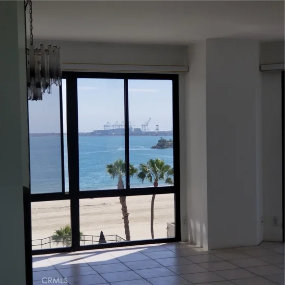 1310 E Ocean #405 photo 11