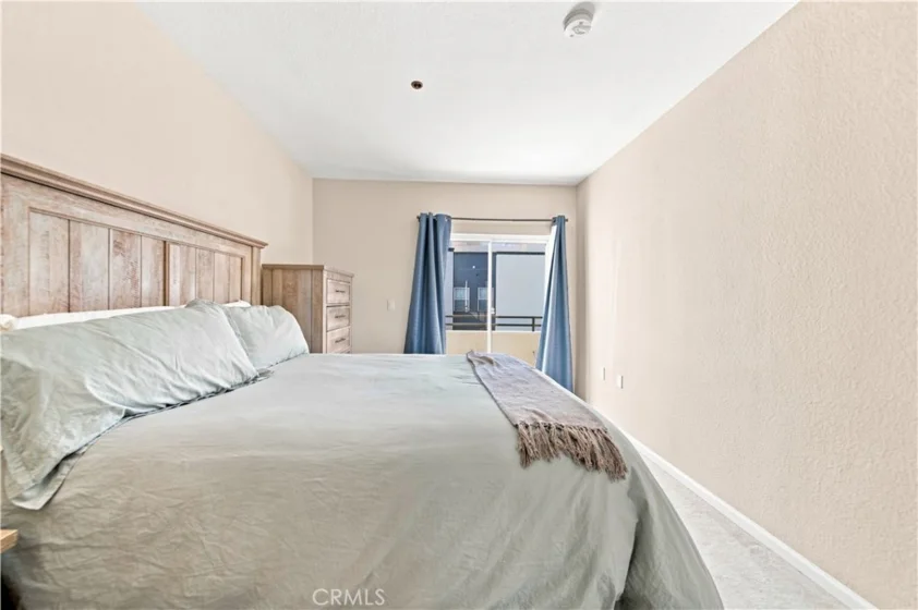 838 Pine photo 6