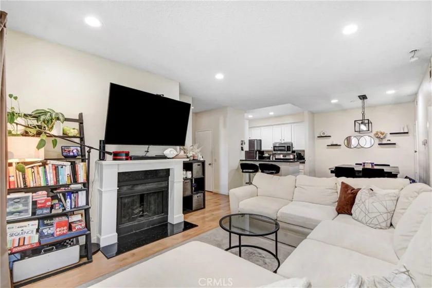 10610 N Lakeside Drive #209 photo 6