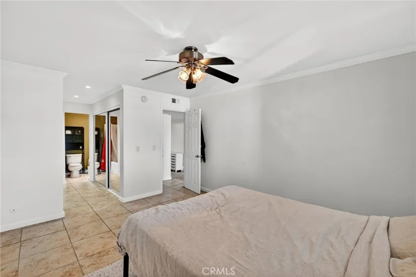2501 S El Camino Real #204 photo 5