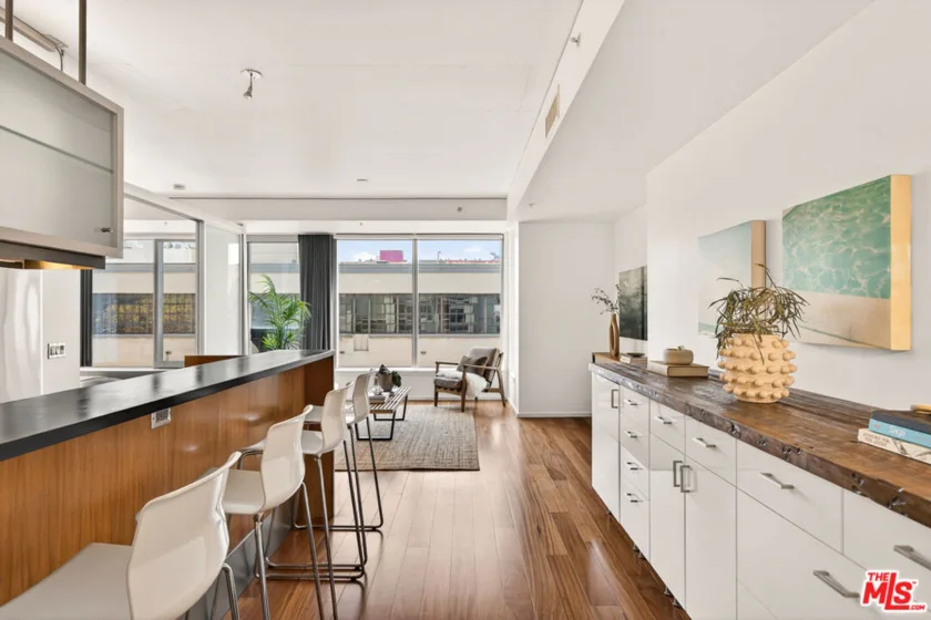1155 S Grand Avenue #403 photo 6