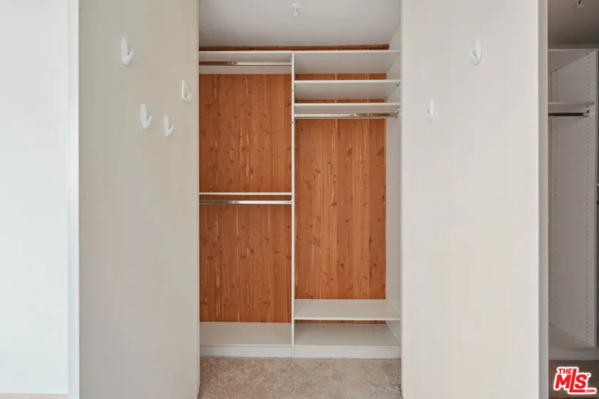10490 Wilshire Boulevard #1402 photo 12