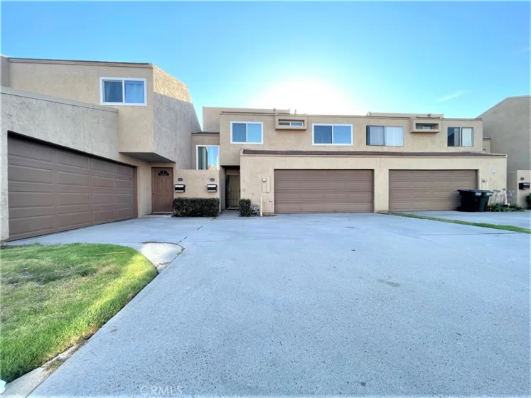 19670 Monteano Lane photo 1