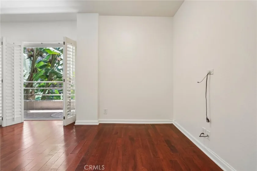 1131 Alta Loma photo 3