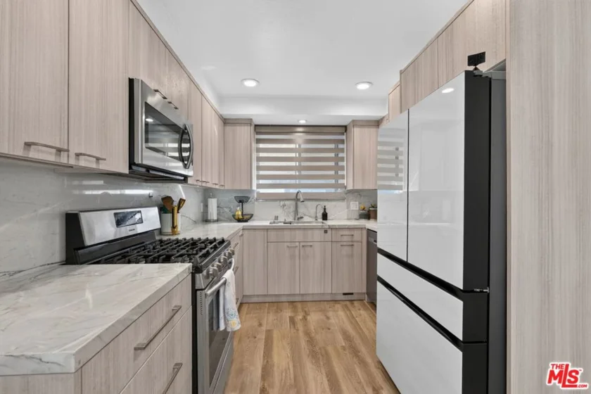 552 E Palm Avenue #C photo 11