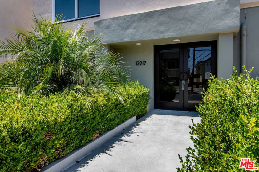 12217 Rochester Avenue #1 photo 10