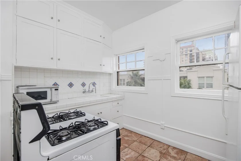 1030 E Ocean Boulevard #502 photo 8