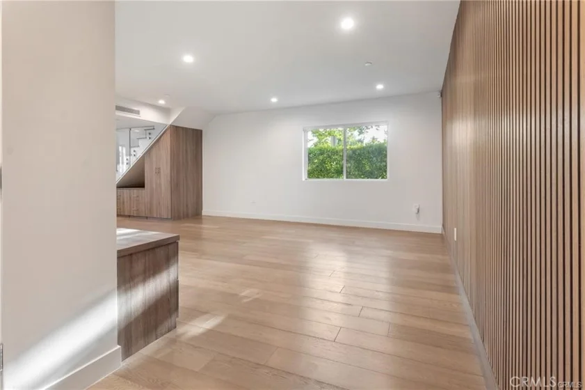 14157 Tiara Street #101 photo 41