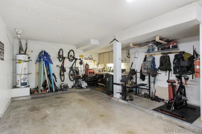 6121 Calle Mariselda #304 photo 13