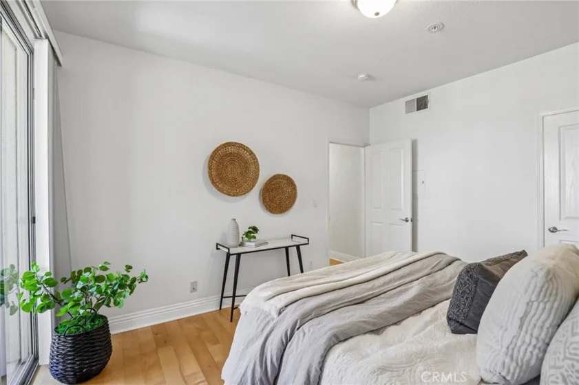22681 Oakgrove Unit 233 photo 16