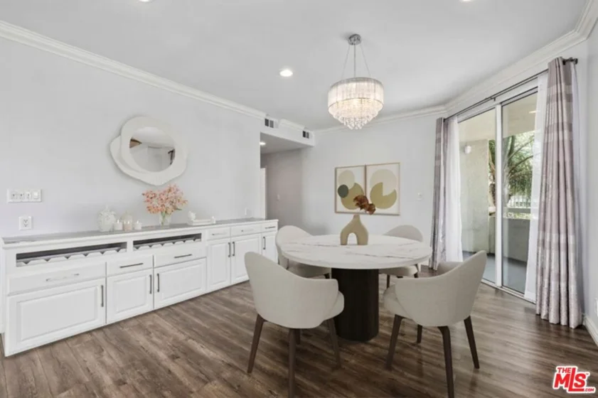 1002 S Burnside Avenue #203 photo 26