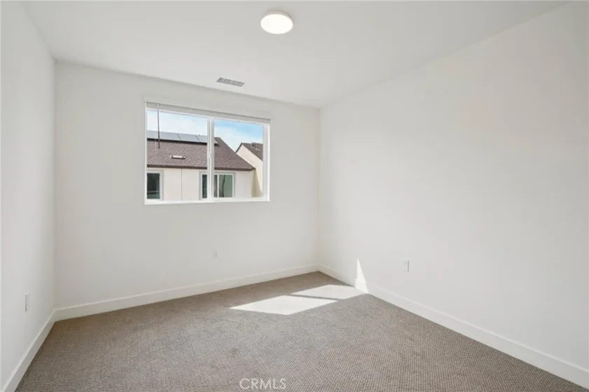 1675 Coral Sea Lane photo 23