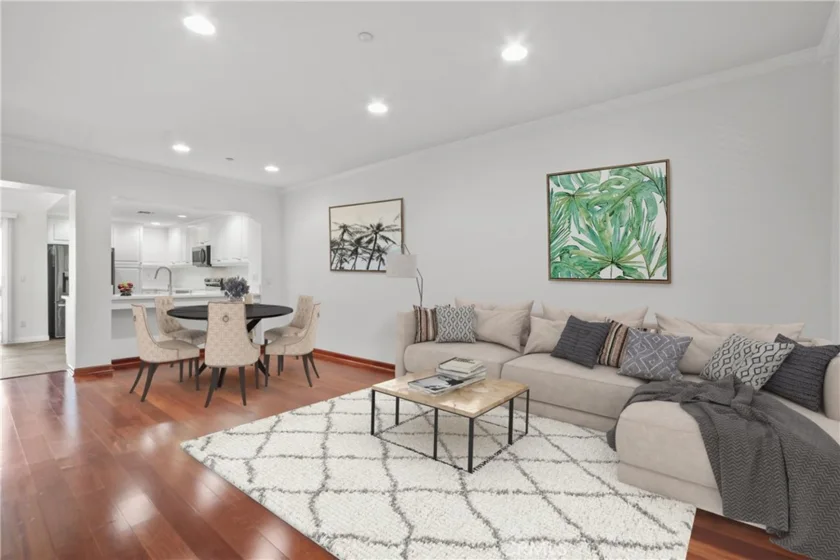 22 Paseo Rosa photo 1