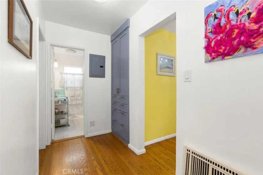 1825 E 3rd Street #4 photo 5