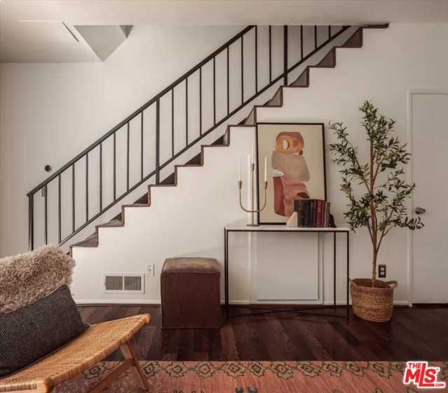 822 Victor Avenue #4 photo 14